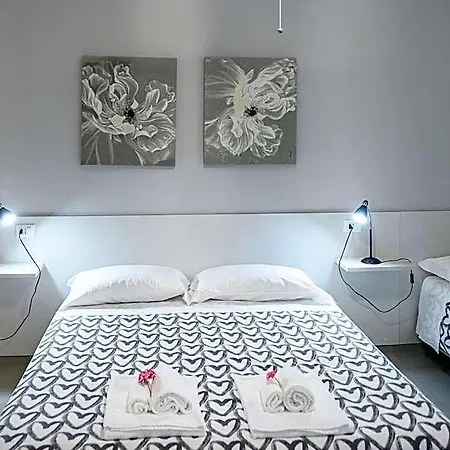 La Fontanella Bed & Breakfast 3*