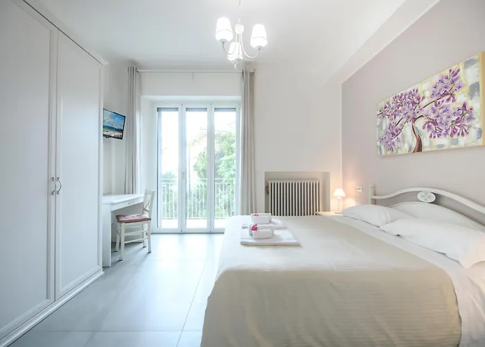 La Fontanella فندق مبيت وإفطار