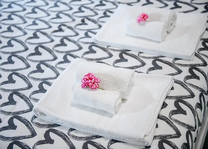 فندق مبيت وإفطار La Fontanella سان بنيديتّو ديل ترونتو